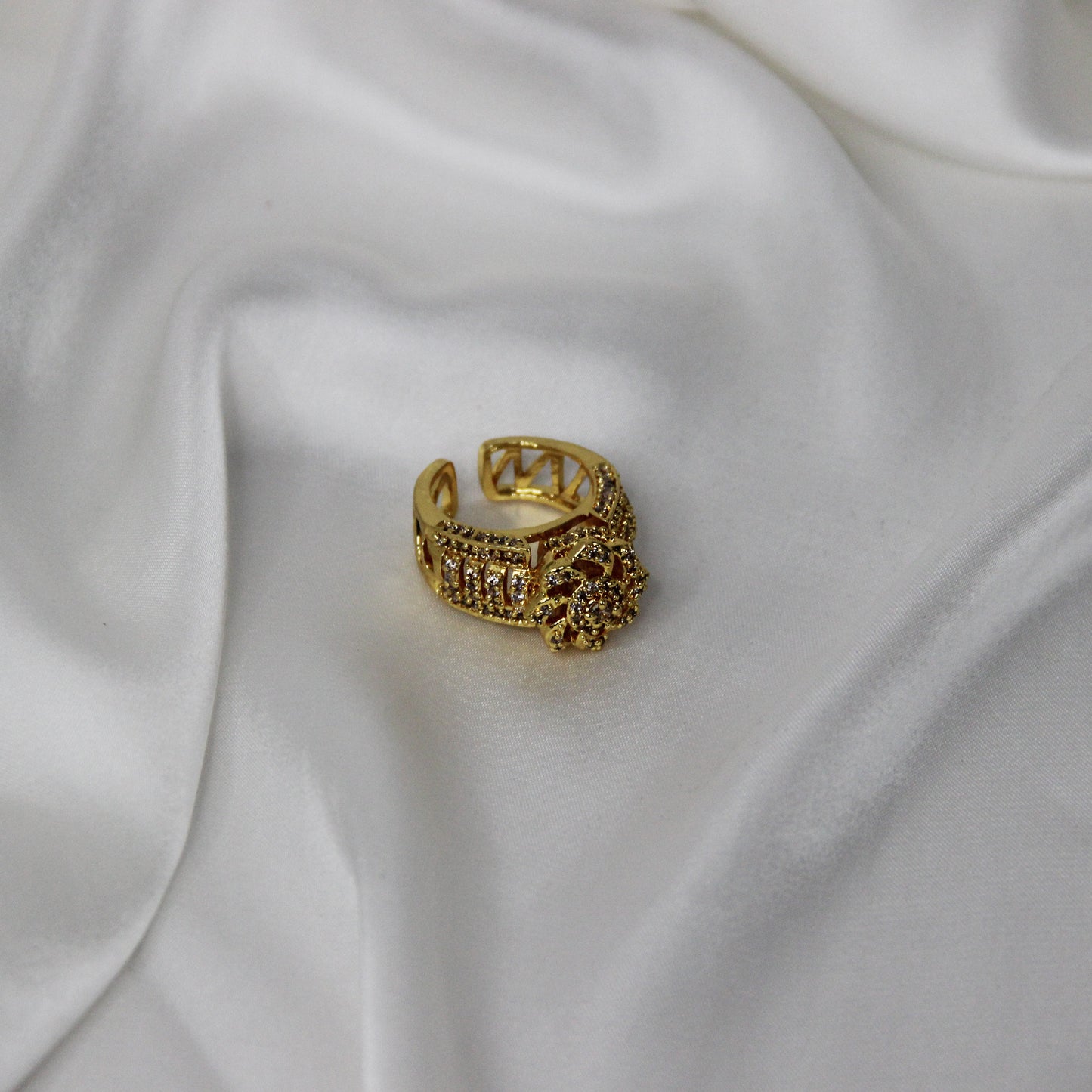 Golden Crest Ring