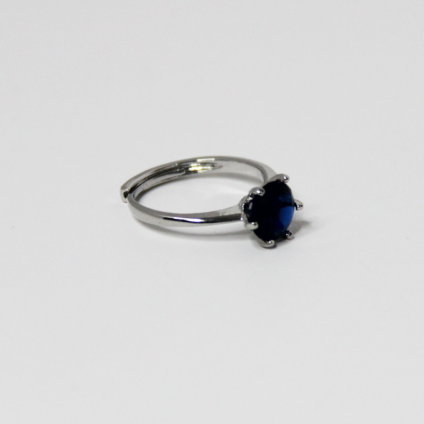 The Petite Classic Ring